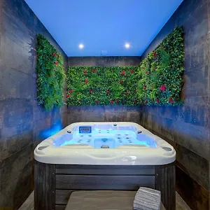  Couette-café Jacuzzi, 3 Min,